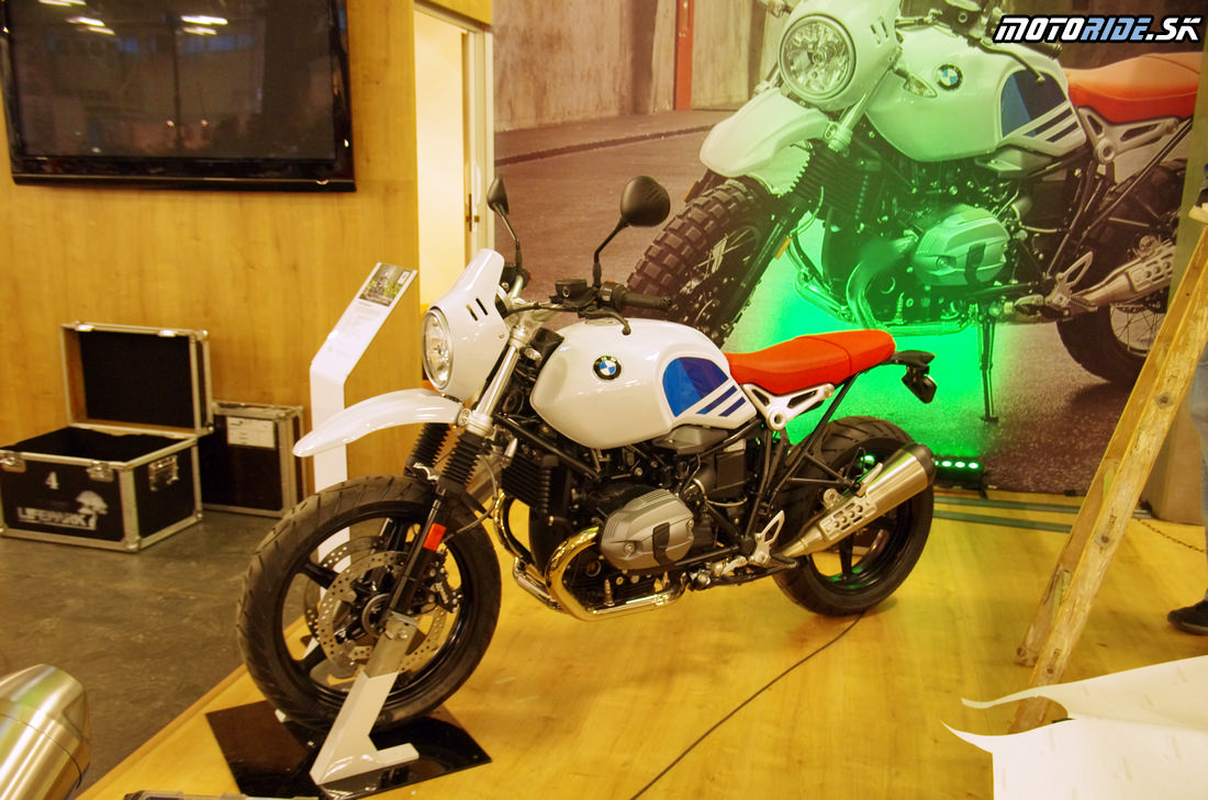 BMW - Výstava Motocykel 2017 - 106 fotiek ešte pred otvorením