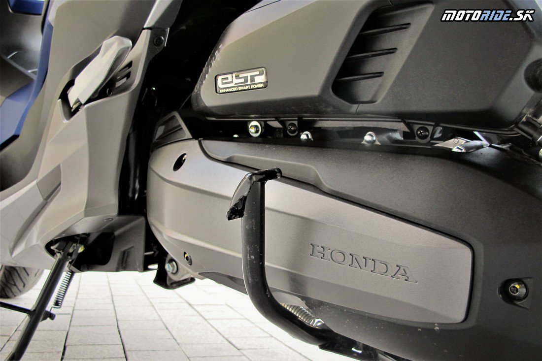 Test štýlového maxiskútra so 125-kubíkovým motorom - Honda Forza 125