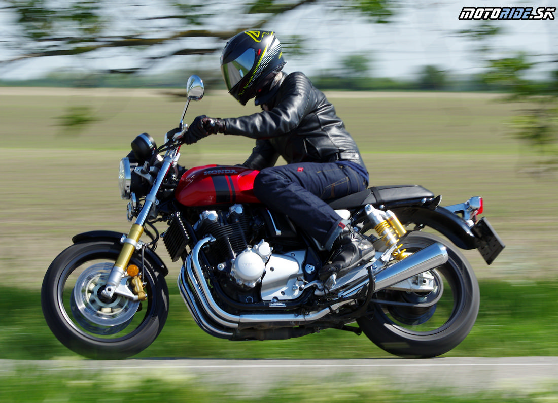 Test Honda CB1100RS - oldschool precízne reznutý so súčasnosťou
