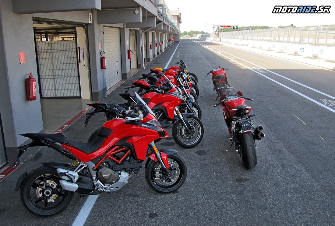 Na Slovakia Ringu sme vyskúšali novú Ducati Supersport, aj Monster 821 a 1200 S