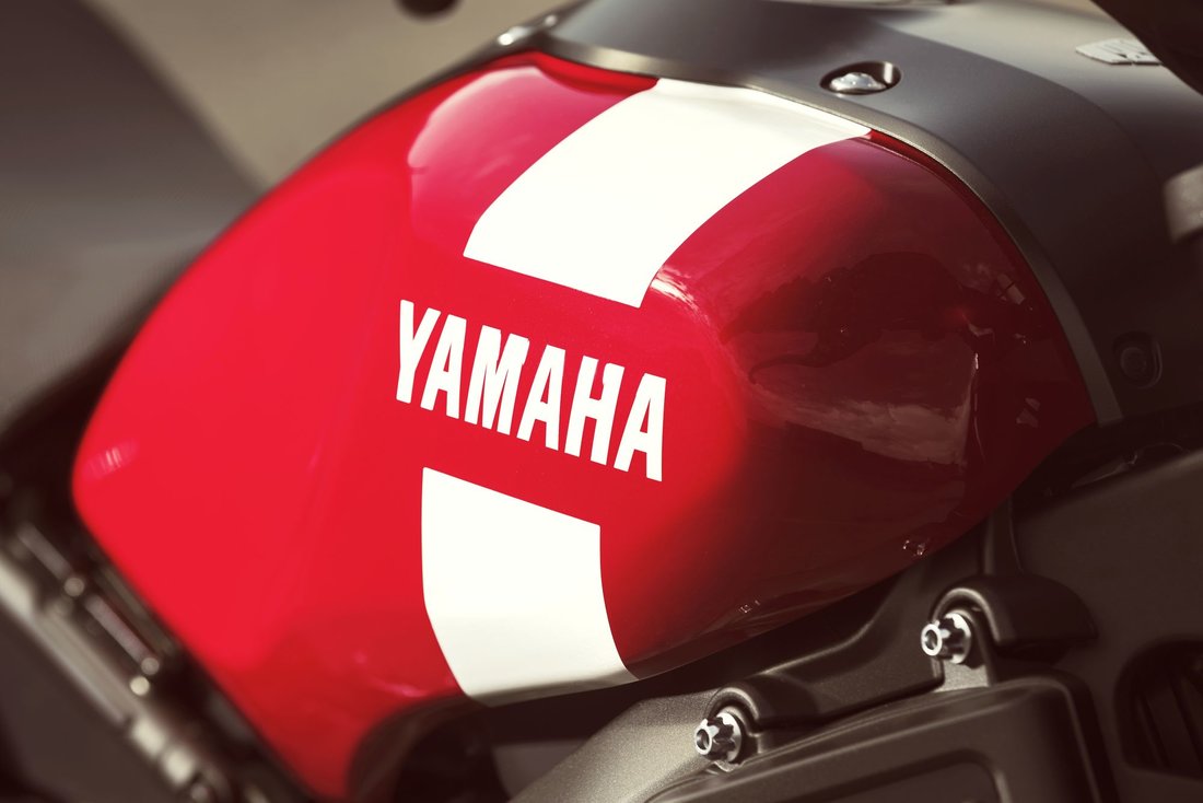 Yamaha XSR900 2018, Racing Red