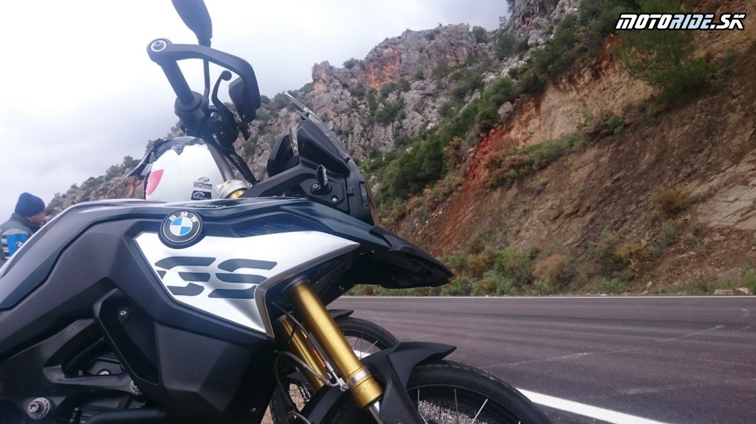 BMW F850 GS na ceste - Doplnené: V Španielsku testujeme novú BMW F750/850 GS 2018