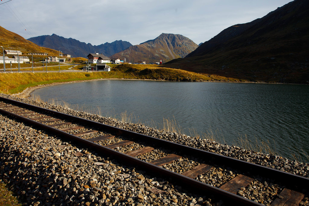 Oberalp pass 2044 mnm. Najvyššie položená železnica v Európe.