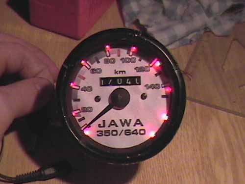Hotový tachometer