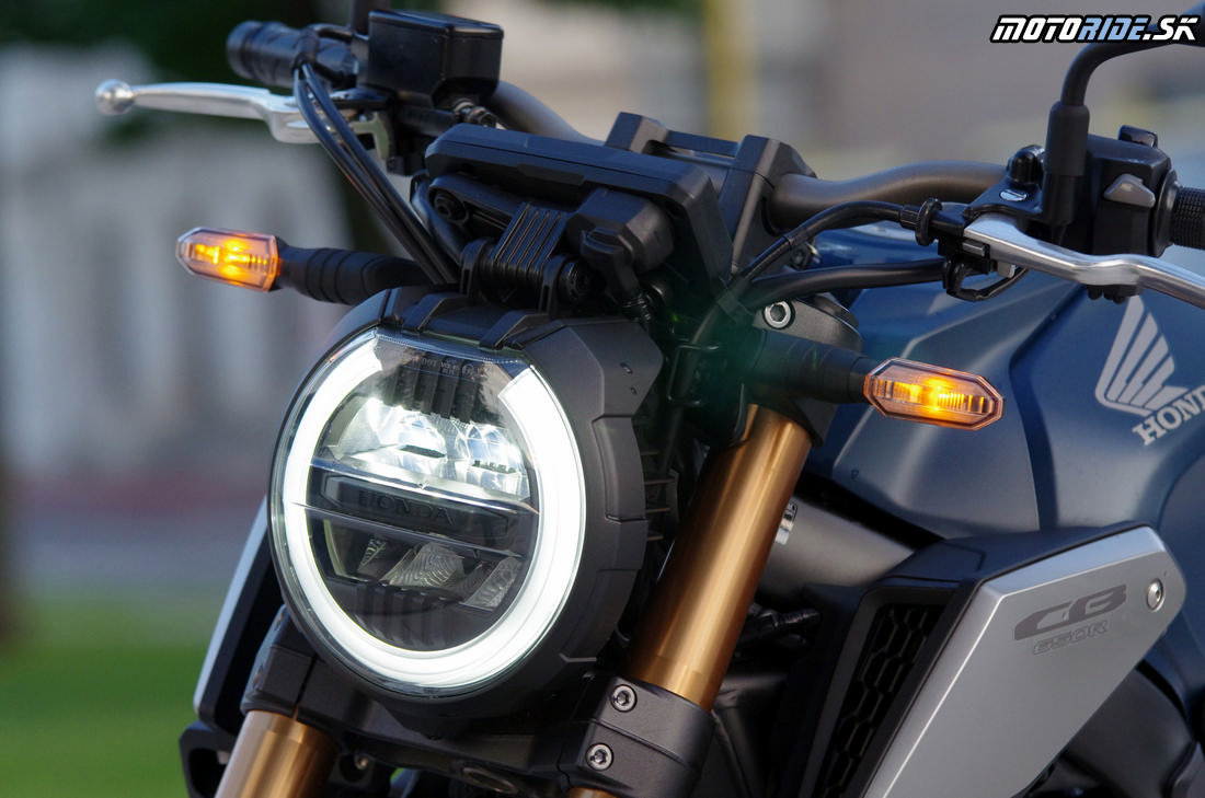 LED osvetlenie - Honda CB650R 2019 - Neo Sport kafáč strednej triedy
