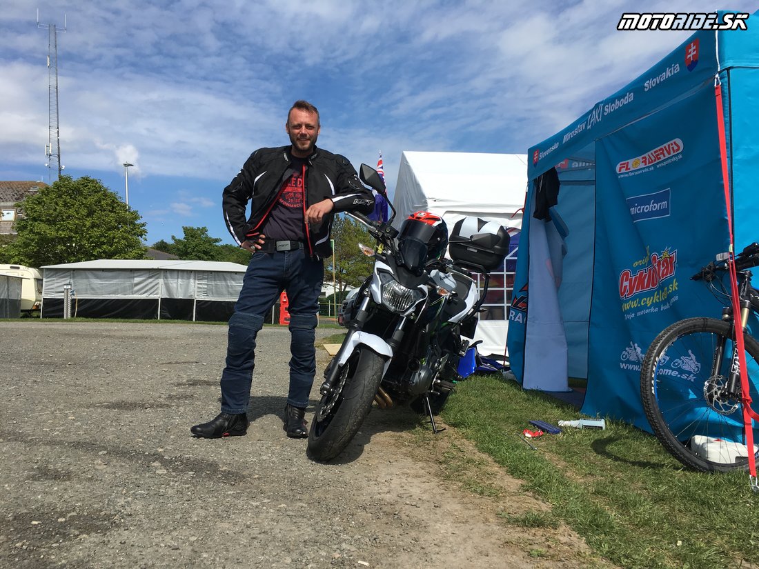 Miro Laki Sloboda v depe Tourist Tropky 2019 - Test Kawasaki Z650 2019 na ostrove Man - Malá motorka s&nbsp;veľkým srdcom