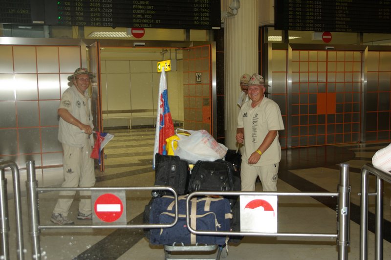 TransOrientale 2008 - Návrat - Letisko Viedeň