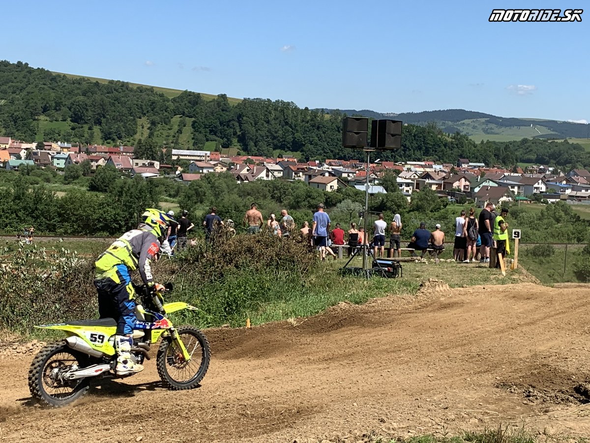 Slovenský pohár v motokrose 2020 - 1.kolo v Hniezdnom - report - Motokros nám chýbal – v Hniezdnom to bolo vidieť na účasti pretekárov a cítiť na nálade fanúšikov