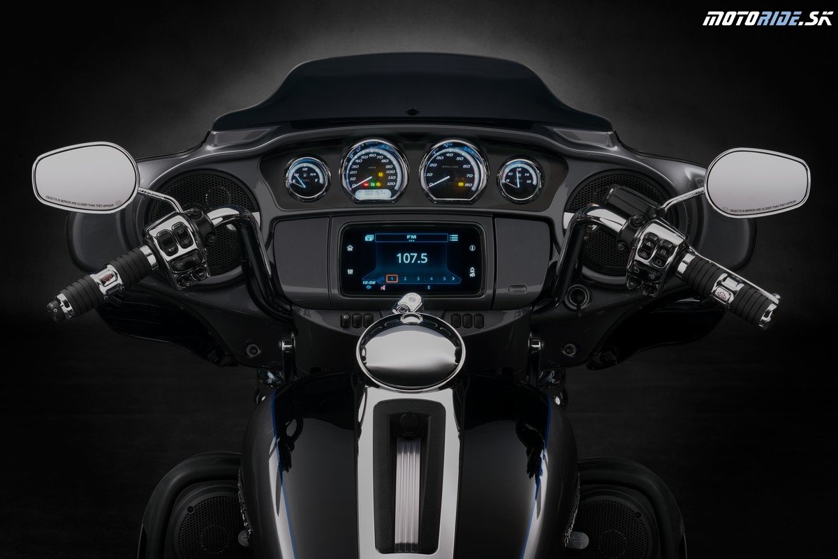 Harley-Davidson® Audio powered by Rockford Fosgate
