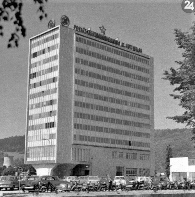 Považské strojárne administratívna budova