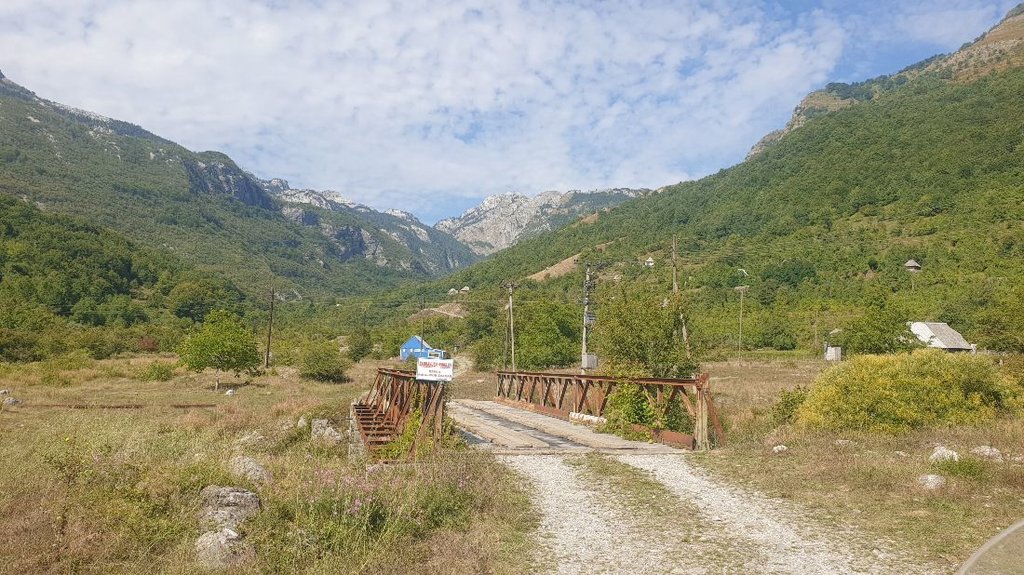 TET, Čierna Hora, cesta z Meduriječja ku Kapetanovemu jezeru 2