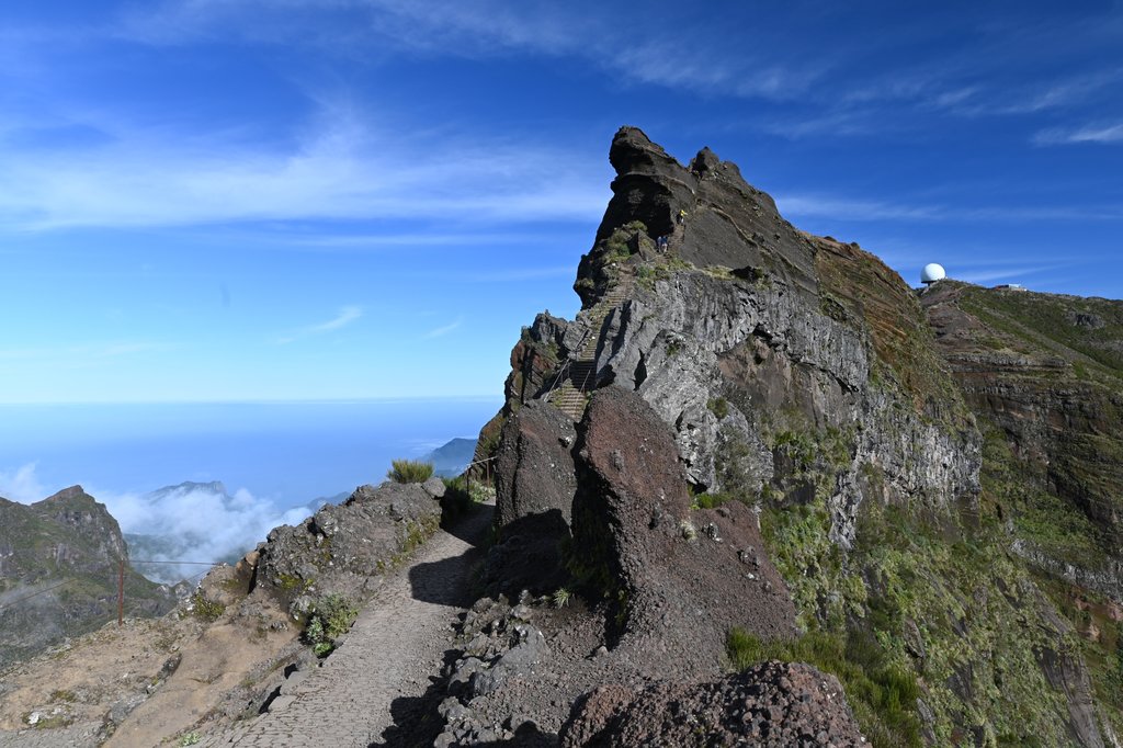 Pešia túra z Pico Arieiro na Pico Ruivo.