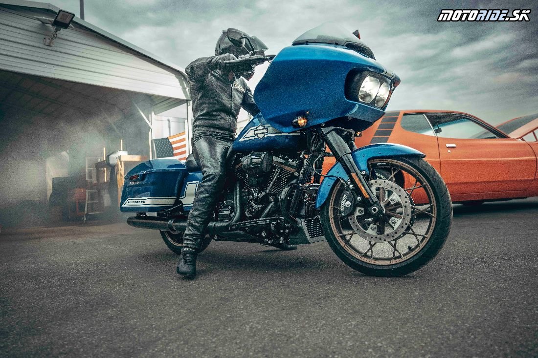 Harley-Davidson Road Glide Special Enthusiast