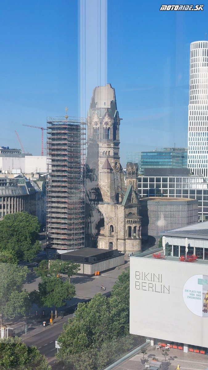 Kaiser Wilhelm Memorial Church, Berlin  - Bod záujmu