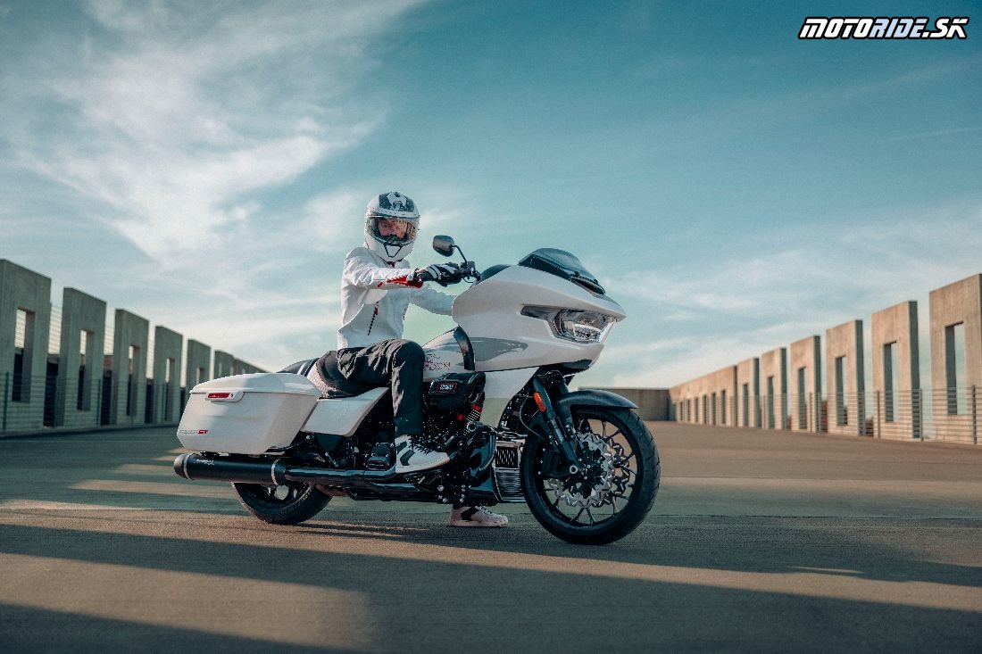 Harley-Davidson rozširuje rad CVO o Road Glide ST a po prvý raz aj Pan America