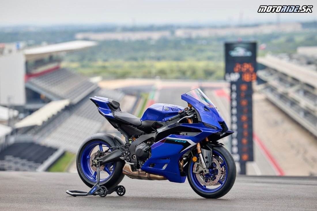 Yamaha R9 2025