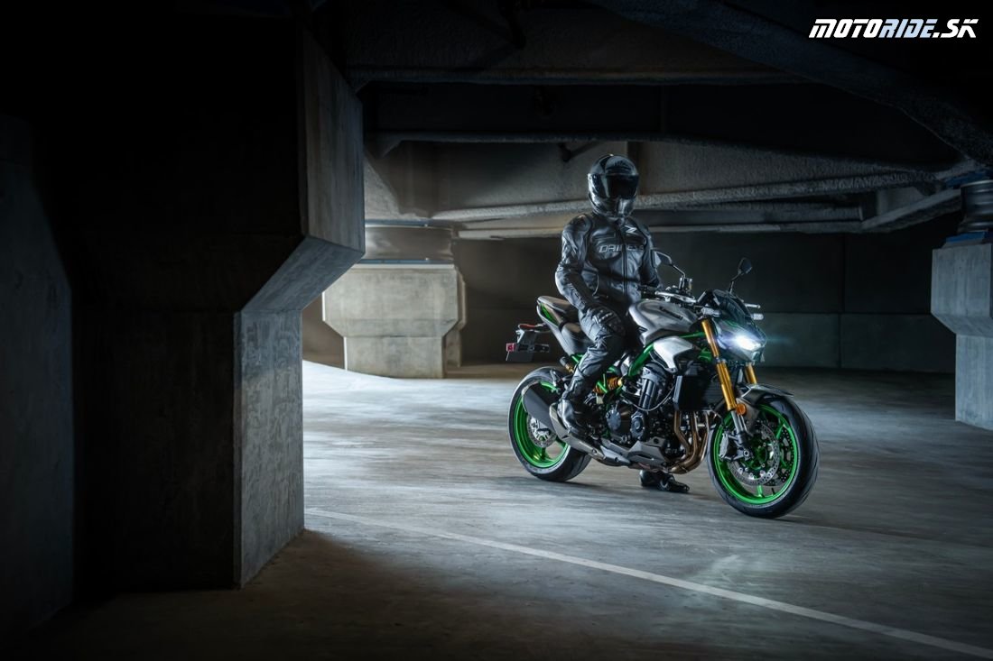 Kawasaki Z900 SE 2025