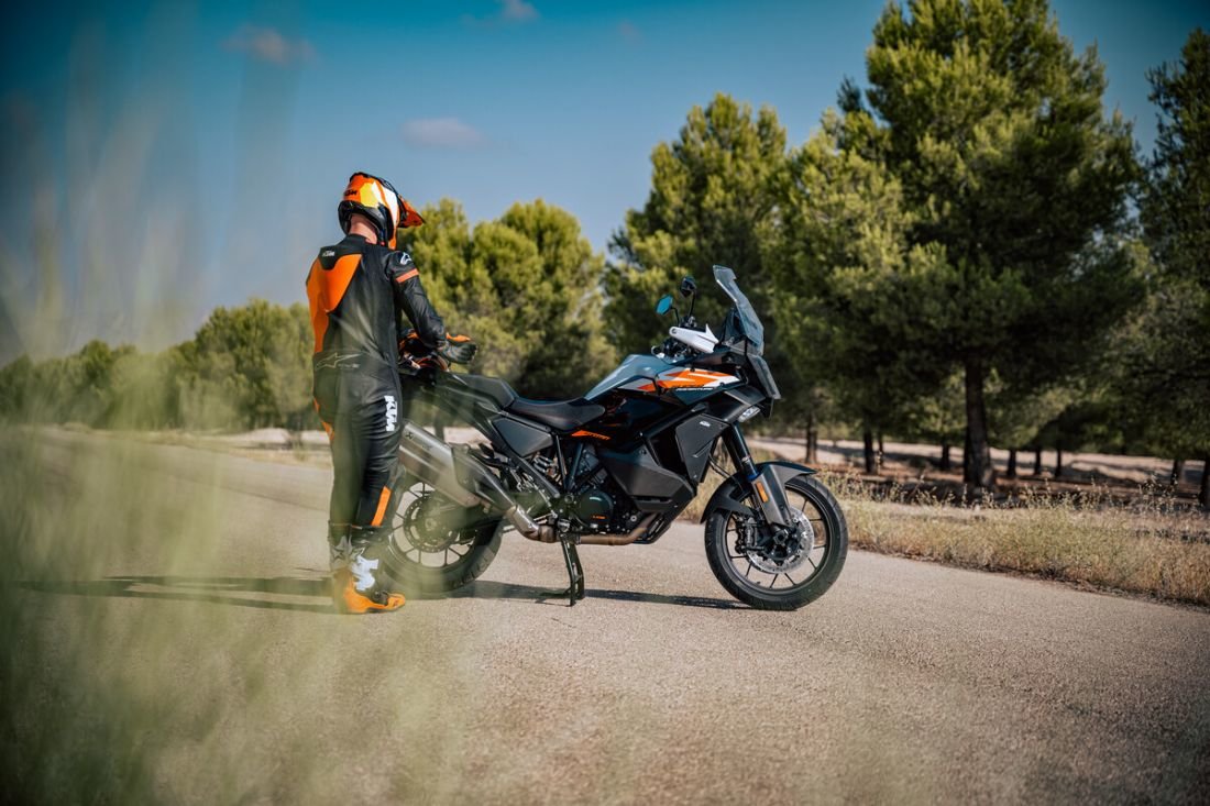 KTM 1390 SUPER ADVENTURE S (2025)