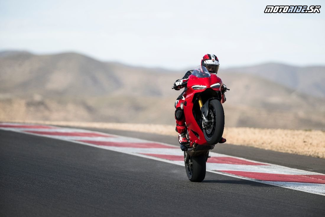 Ducati Panigale V2 S (2025)