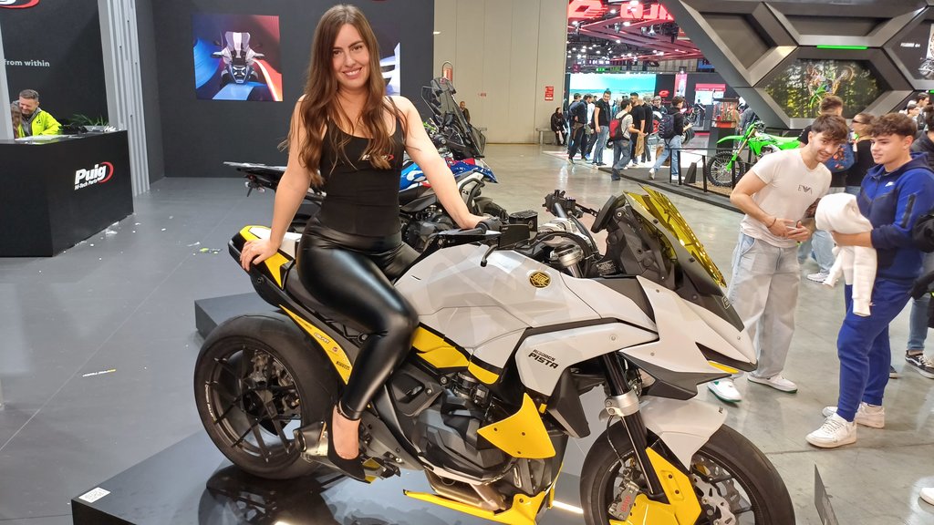 EICMA 2024 - Puig