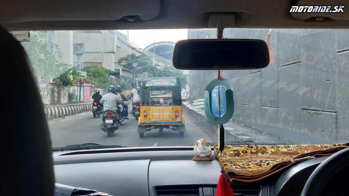 Spoznávame Chennai - Naživo: S Awiom do Indie 2024 - Royal Enfield trip