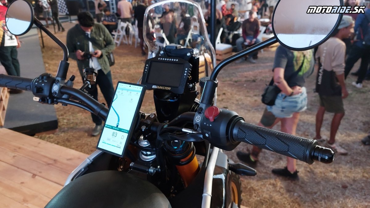 Festival Motoverse 1 deň - Naživo: S Awiom do Indie 2024 - Royal Enfield trip