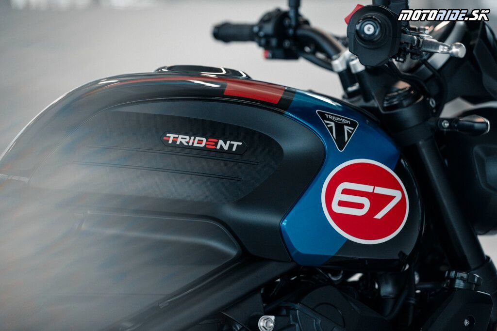 Triumph predstavil Trident 660 v krásnych farbách Triple Tribute 
