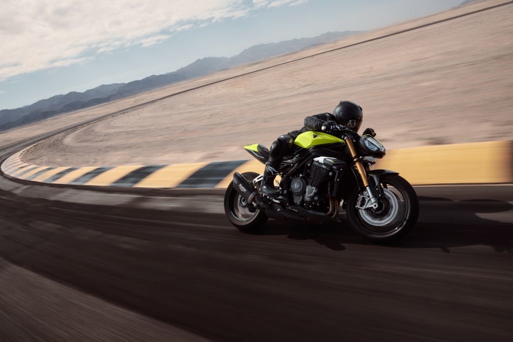 Triumph Speed Triple 1200 RX (2025)