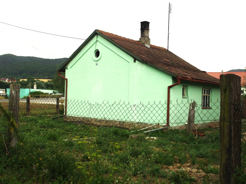 Hradište pod Vrátnom blízko stanice