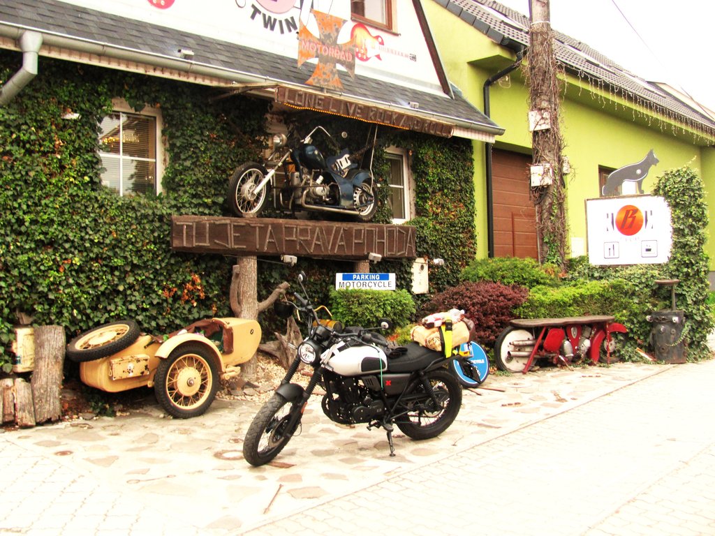 Moto Pub Doľany