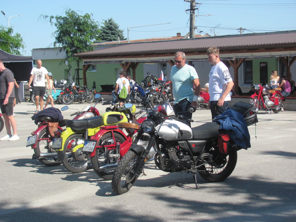 rozlúčka s Moto Ruže 2025