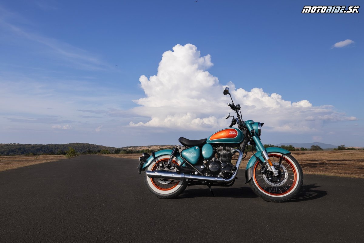 Royal Enfield predstavil Goan Classic 350 - pocta motokultúre sedemesiatých rokov v Goa