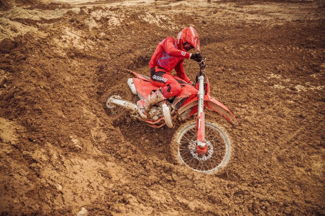 MC 125   Motocross   MY26   Action