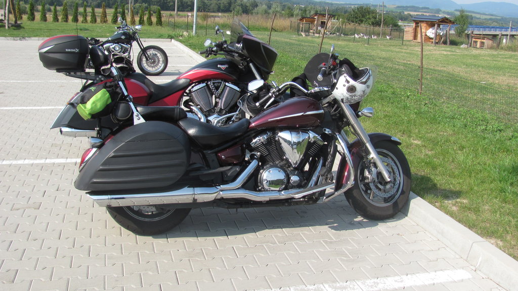 na parkovicku pred reštauráciou II