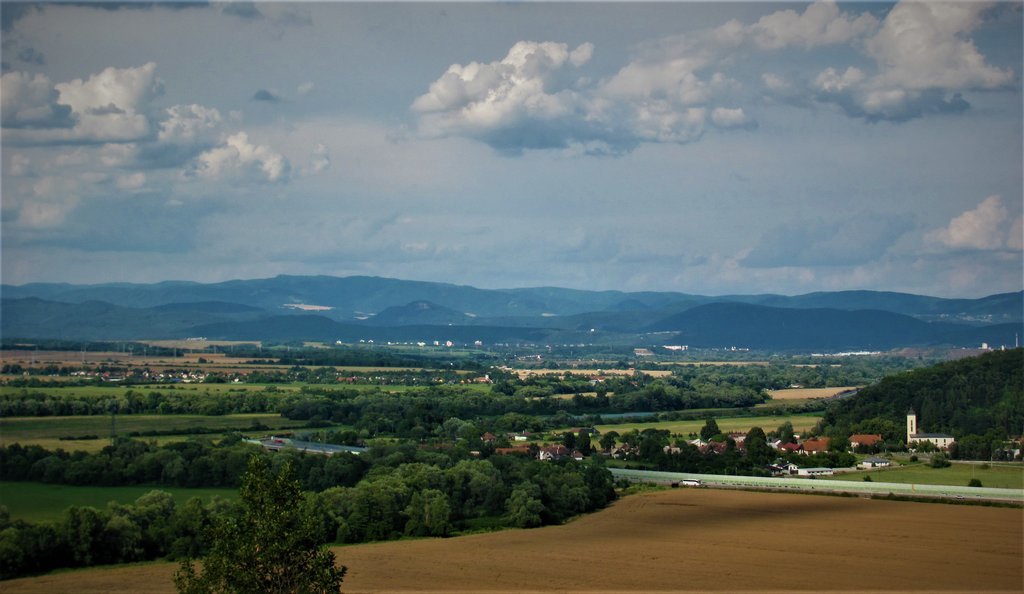 panoráma pod hradom IV