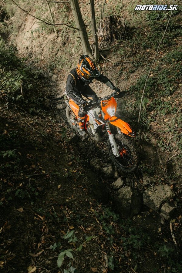 MY26 KTM 300 EXC HARDENDURO  Action  KTM EXC 300 HARDENDURO