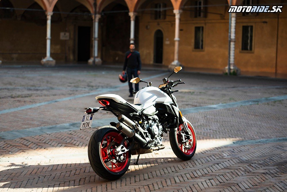 Ducati Monster 2026 Ducati Monster 2026