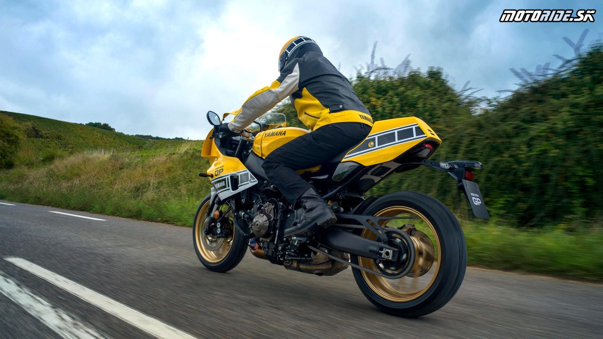Yamaha XSR900 GP 2026 Legend Yellow 2026