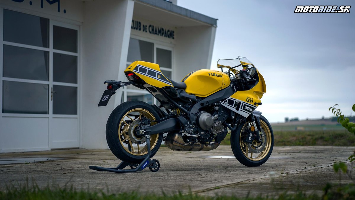 Yamaha XSR900 GP 2026 Legend Yellow 2026