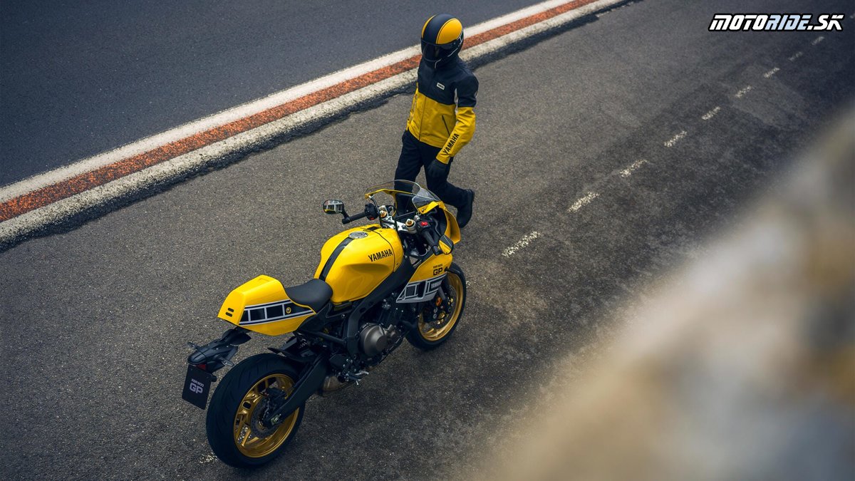 Yamaha XSR900 GP 2026 Legend Yellow 2026