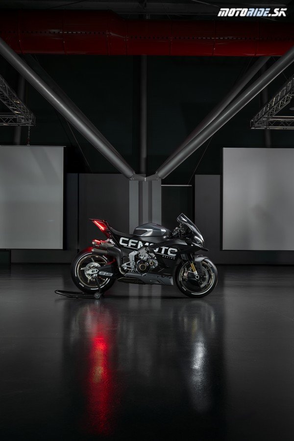 CFMOTO V4 SR-RR PROTOTYPE 3