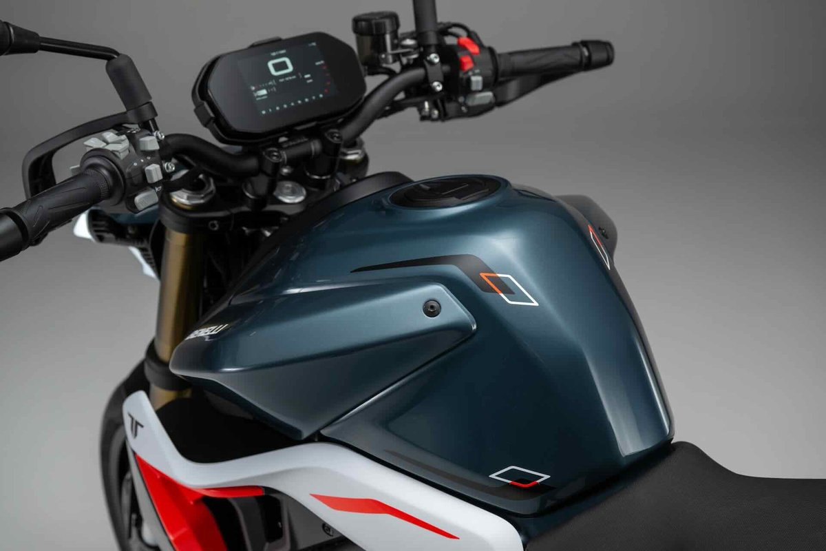 Benelli TNT 550 2026