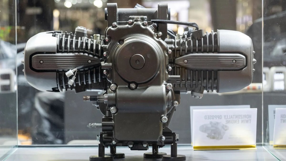 Benda concept-P51 hybridný boxer motor EICMA 2025