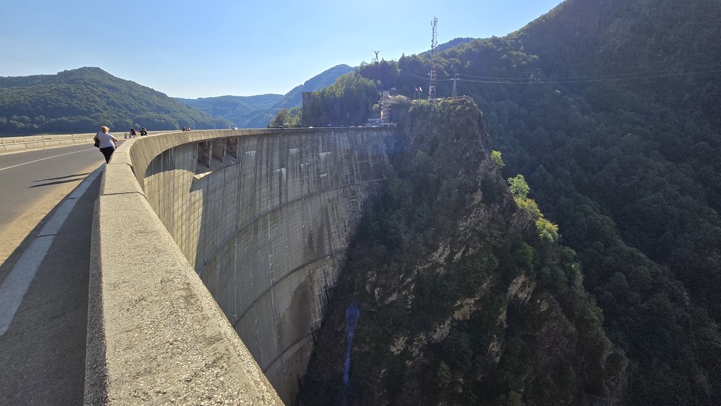 Prechod cez Fagaraš - Transfăgărăşan 7C, Rumunsko - Bod záujmu