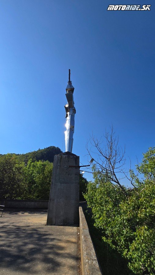 Socha Prométhea nad priehradou Vidraru  - Bod záujmu