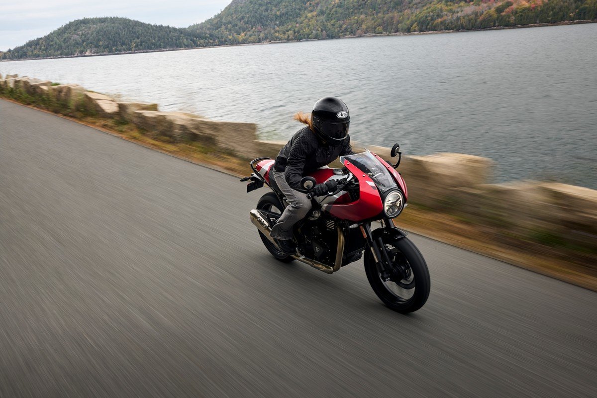 Triumph Thruxton 400 2026 Triumph Thruxton 400 2026