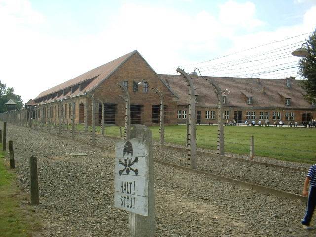 Oplotenie v tábore Auschwitz 2