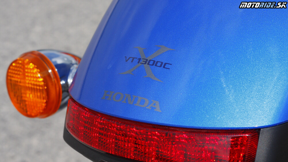  Honda VT1300CX