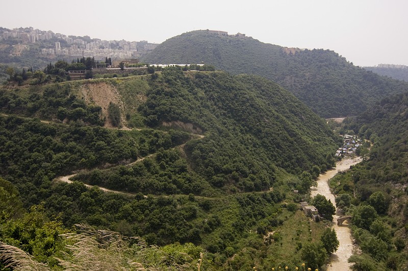 0075 cesta cez libanonske pohorie