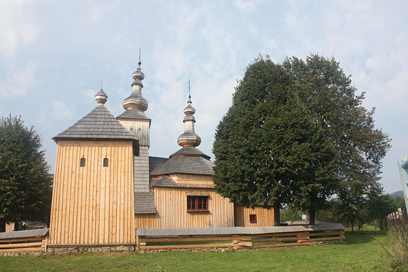 Drevený kostol Ladomírova